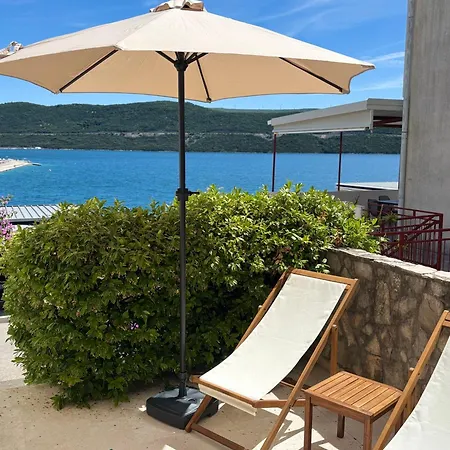 Solmare Neum